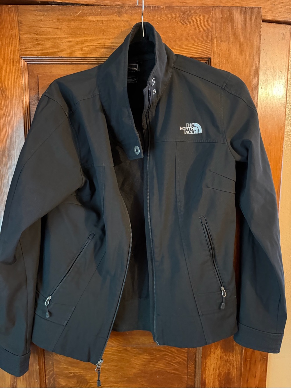 The North Face Black Women's Lightweight Jacket